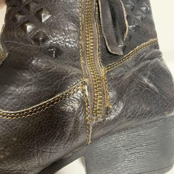 Born Leather Textured Studded Ankle Cowboy Western Boots Size 9.5 Women’s - Picture 13 of 16